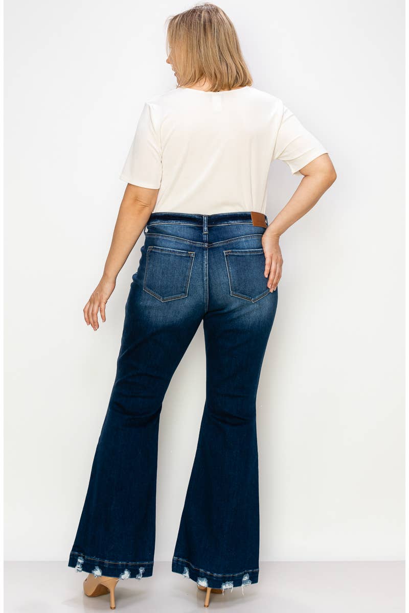 PLUS SIZE MID RISE SUPER FLARE JEANS