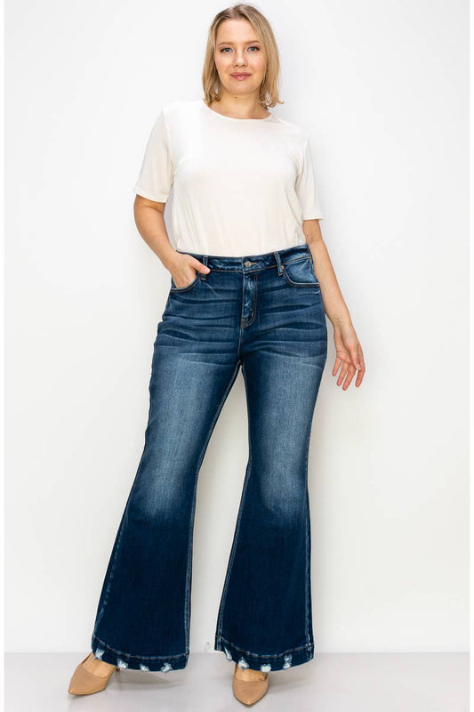 PLUS SIZE MID RISE SUPER FLARE JEANS