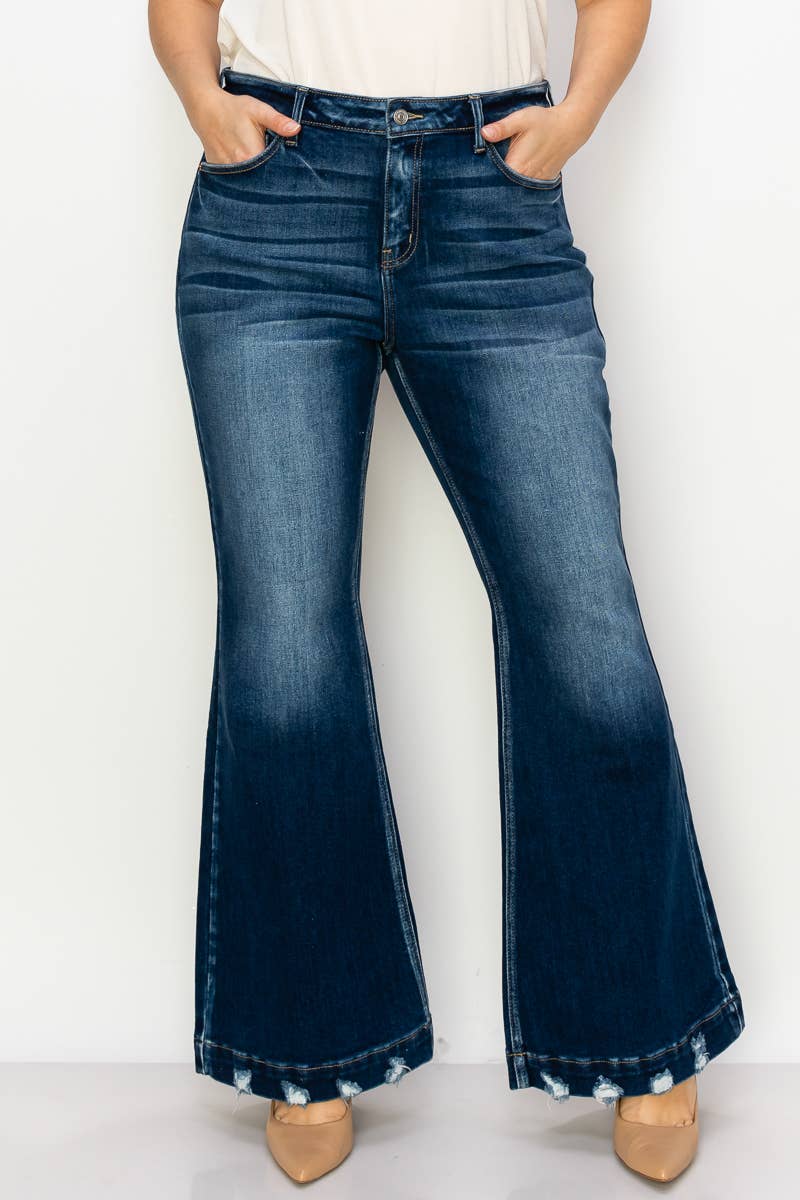 PLUS SIZE MID RISE SUPER FLARE JEANS
